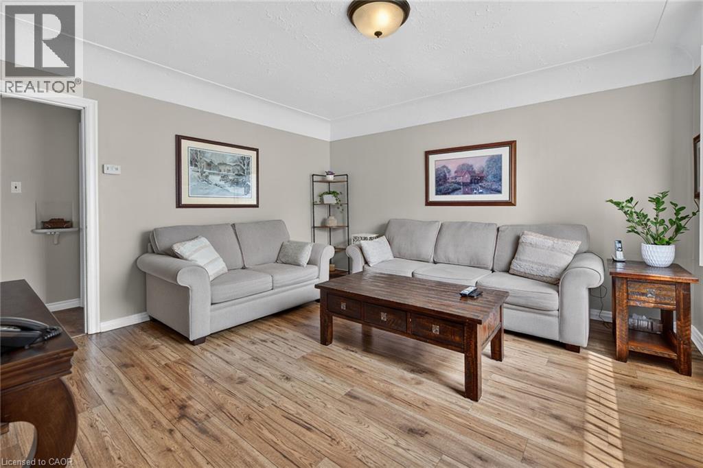 206 East 13th Street, Hamilton, Ontario  L9A 3Z7 - Photo 5 - 40849045