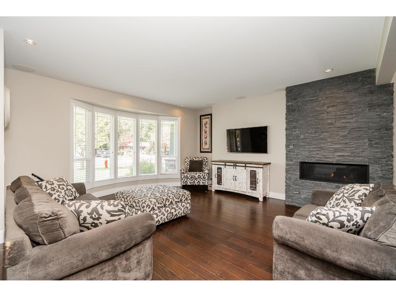 4224 196b Street, Langley, British Columbia  V3A 1B1 - Photo 5 - R3155627
