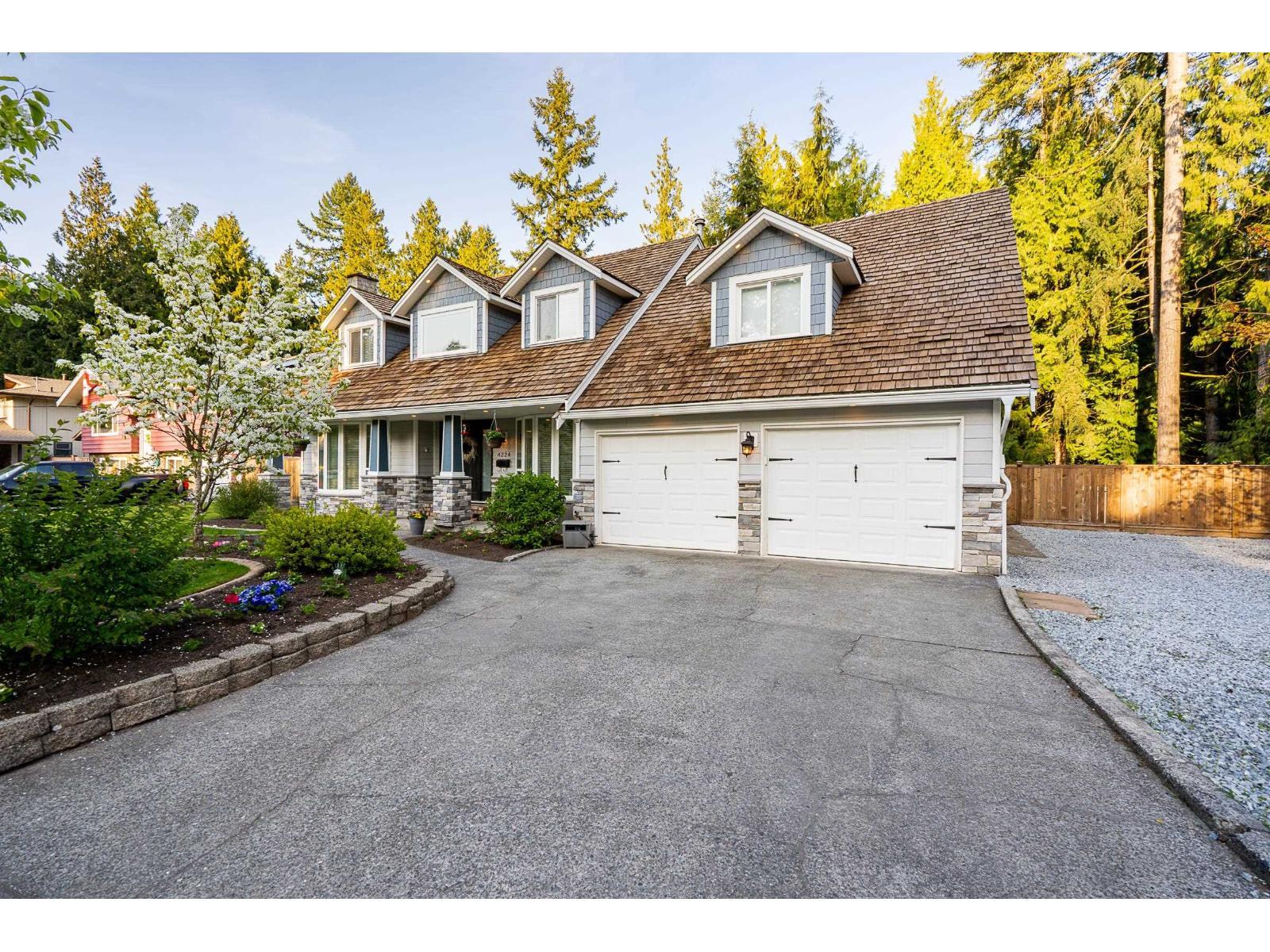 4224 196b Street, Langley, British Columbia  V3A 1B1 - Photo 3 - R3155627