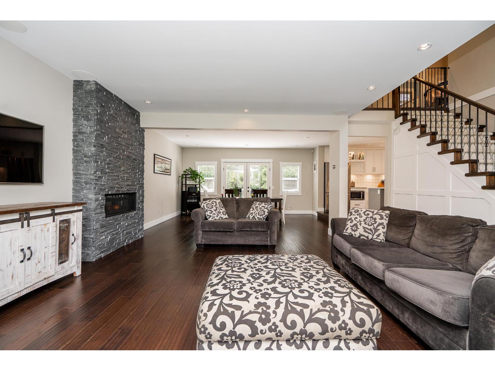 4224 196b Street, Langley, British Columbia  V3A 1B1 - Photo 4 - R3155627