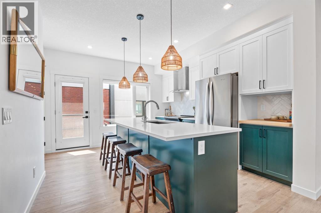 408 Greenbriar Common Nw, Calgary, Alberta  T3B 6J3 - Photo 2 - A2315369