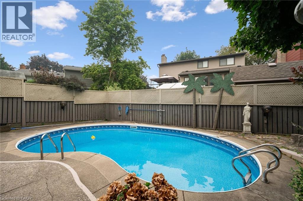 30 Shuh Avenue, Kitchener, Ontario  N2A 2X9 - Photo 38 - 40855866