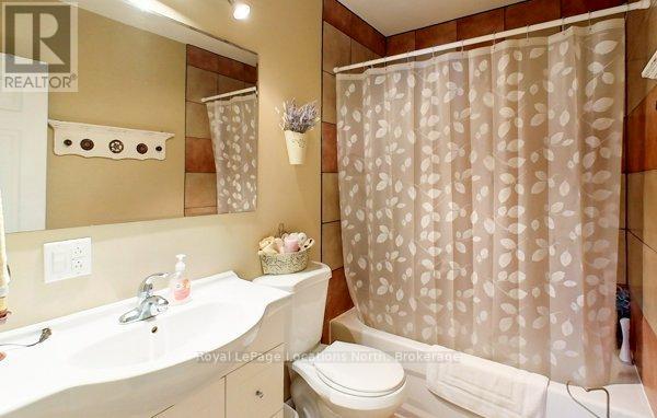 245 Jane Street, Clearview, Ontario  L0M 1S0 - Photo 15 - S13532262