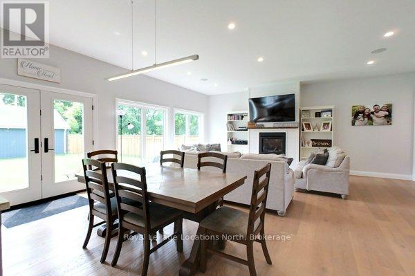 245 Jane Street, Clearview, Ontario  L0M 1S0 - Photo 27 - S13532262