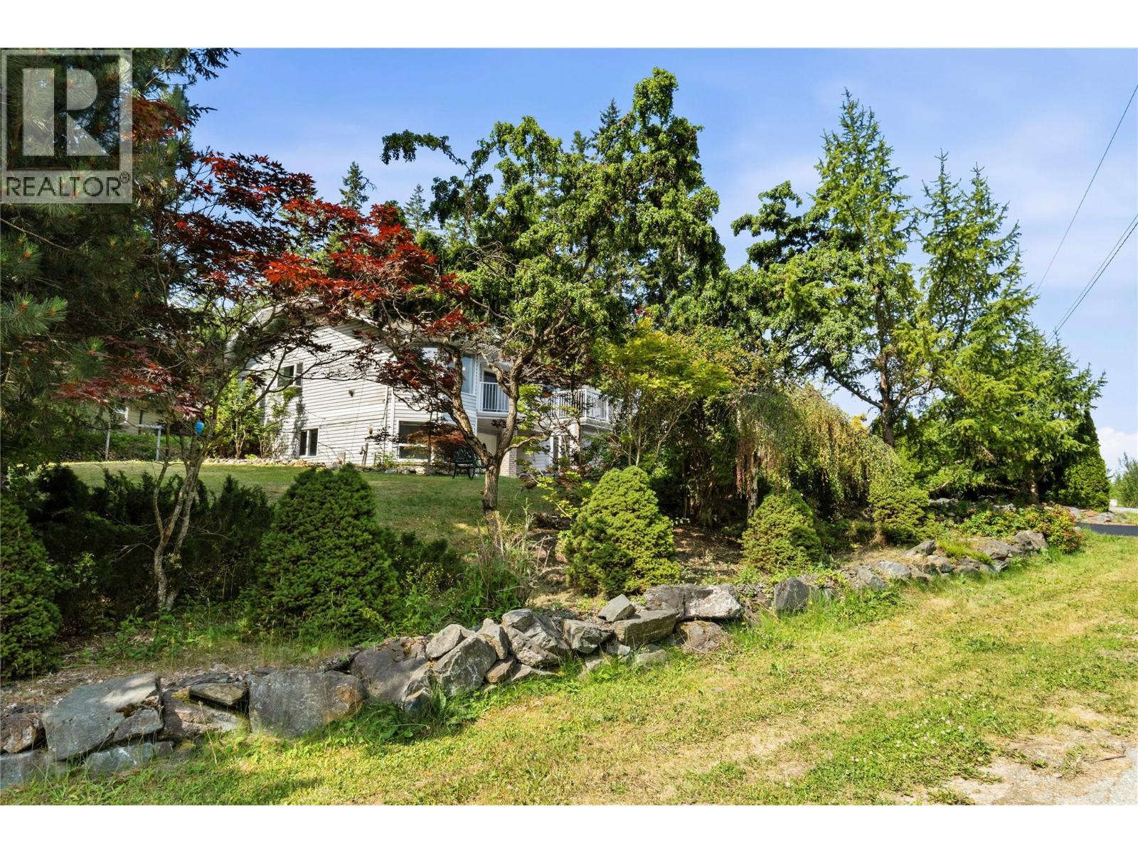 2344 Pleasant Dale Road, Blind Bay, British Columbia  V0E 1H2 - Photo 3 - 10393825