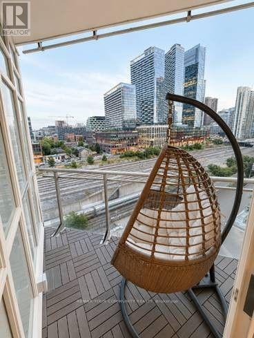 1026 - 21 Iceboat Terrace, Toronto, Ontario  M5V 4A9 - Photo 10 - C13675838