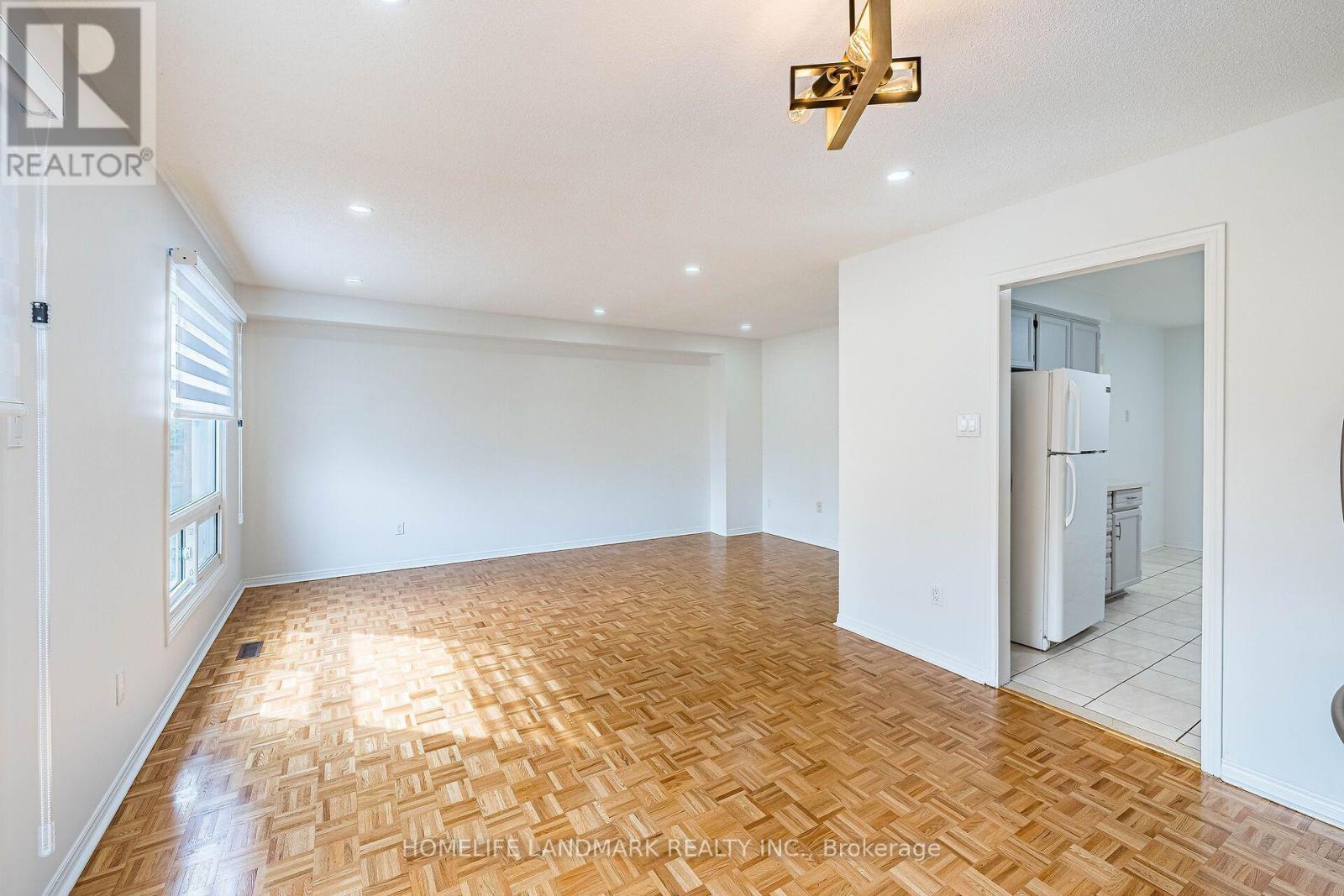 62 Danjohn Crescent, Toronto, Ontario  M1V 3N4 - Photo 10 - E13672854