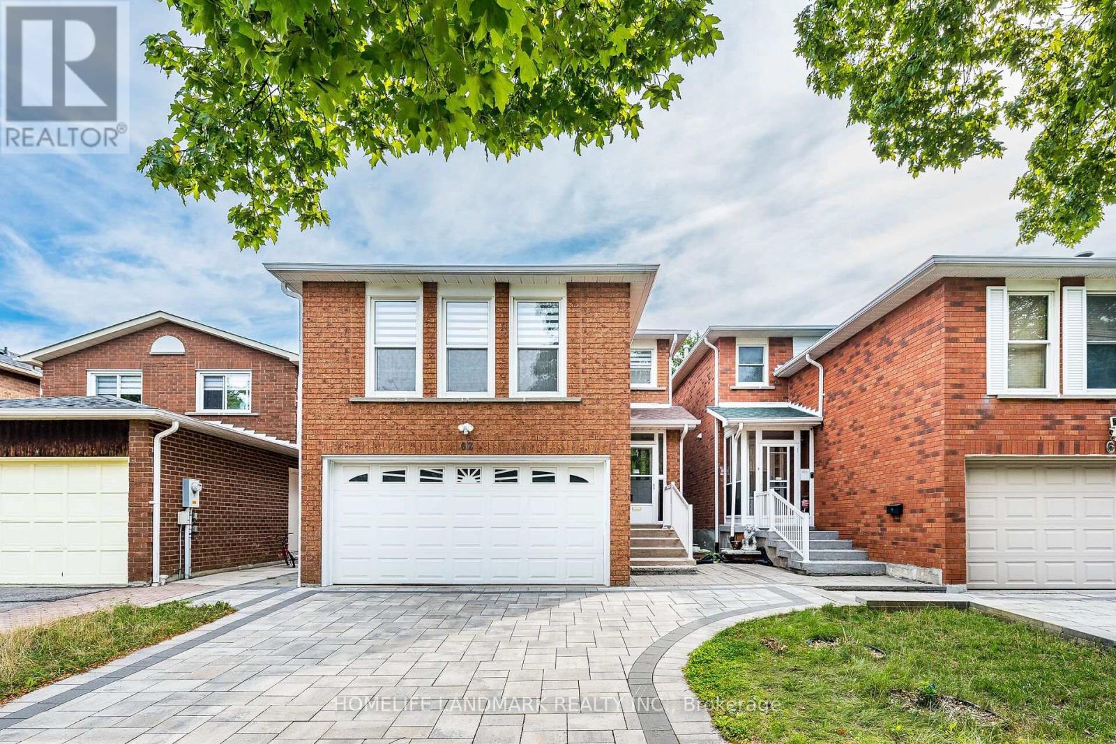 62 Danjohn Crescent, Toronto, Ontario  M1V 3N4 - Photo 2 - E13672854