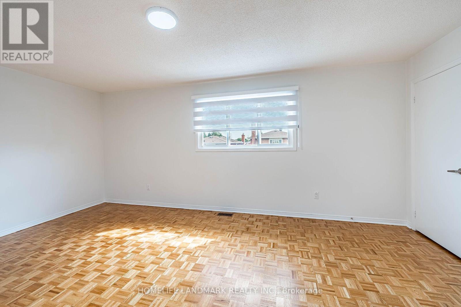 62 Danjohn Crescent, Toronto, Ontario  M1V 3N4 - Photo 27 - E13672854