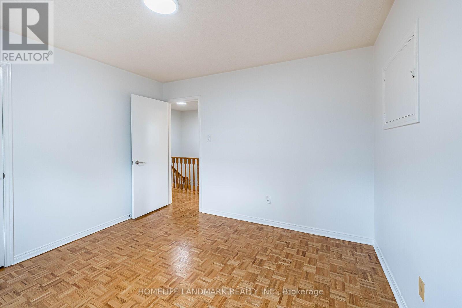 62 Danjohn Crescent, Toronto, Ontario  M1V 3N4 - Photo 36 - E13672854