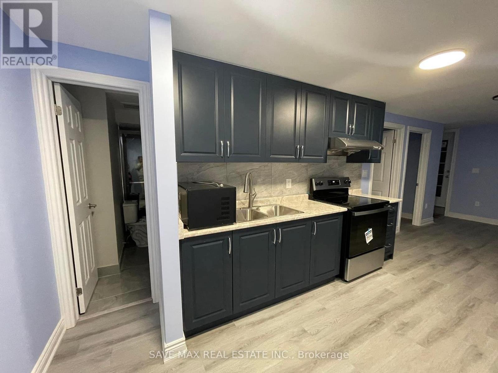 Bsmt - 647 Yates Drive, Milton, Ontario  L9T 7P6 - Photo 3 - W13676224
