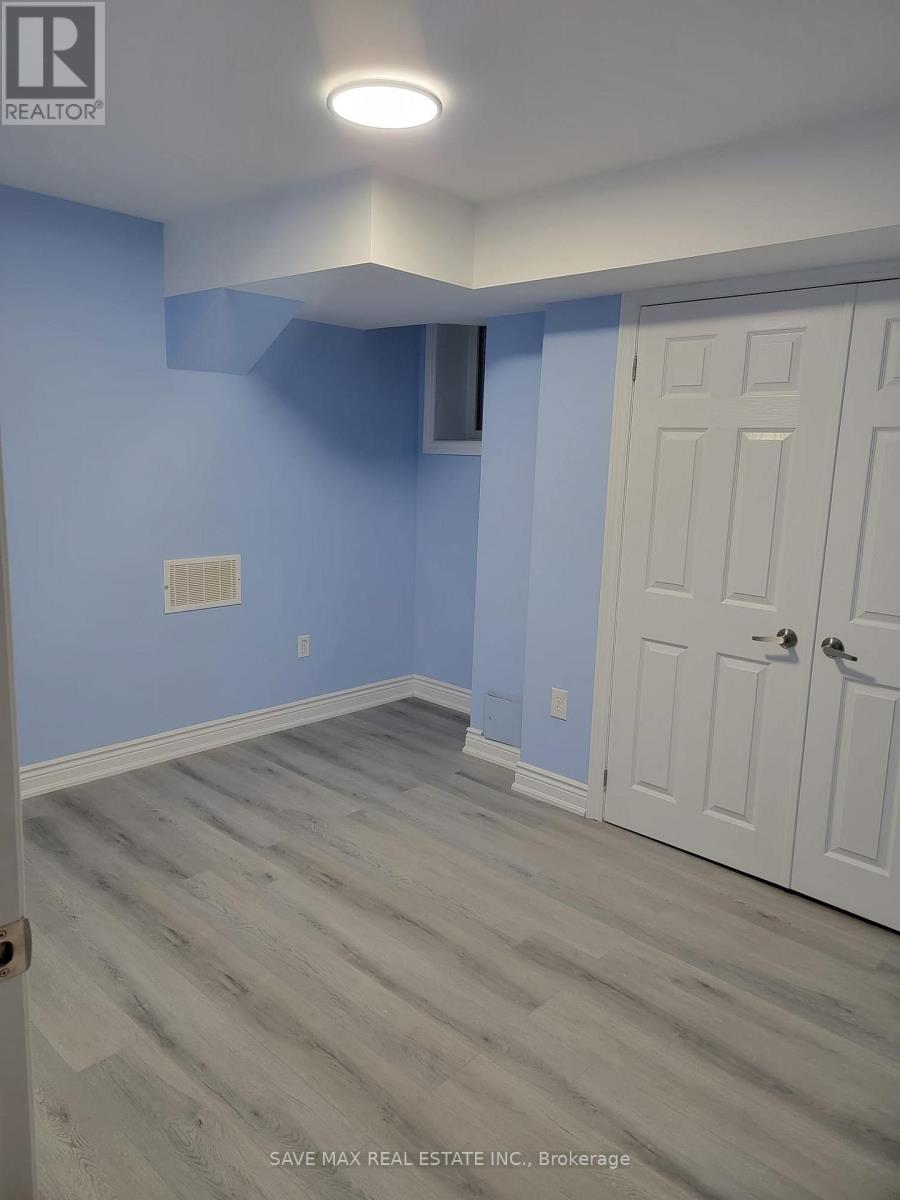 Bsmt - 647 Yates Drive, Milton, Ontario  L9T 7P6 - Photo 5 - W13676224