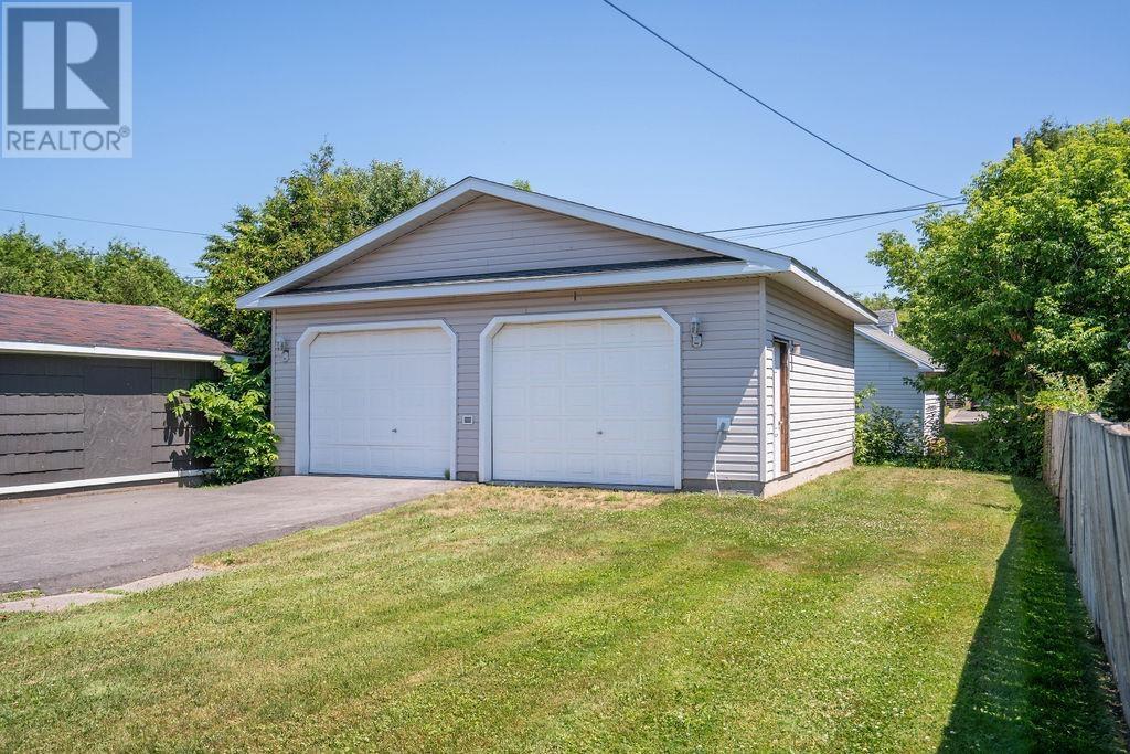536 Charles St, Sault Ste. Marie, Ontario  P6C 3L8 - Photo 8 - SM261789