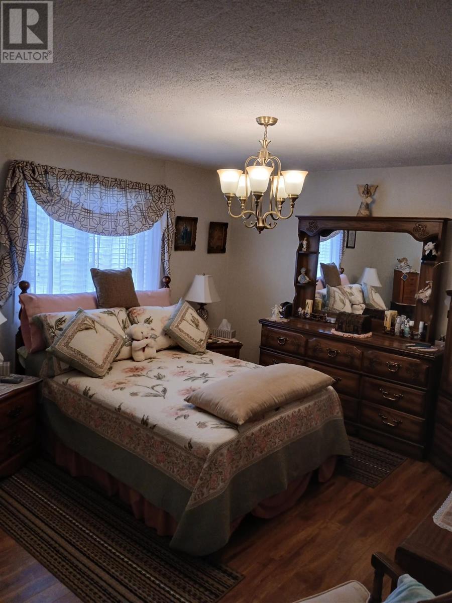 45 Poplar Rd, Elliot Lake, Ontario  P5A 2J4 - Photo 14 - SM261924