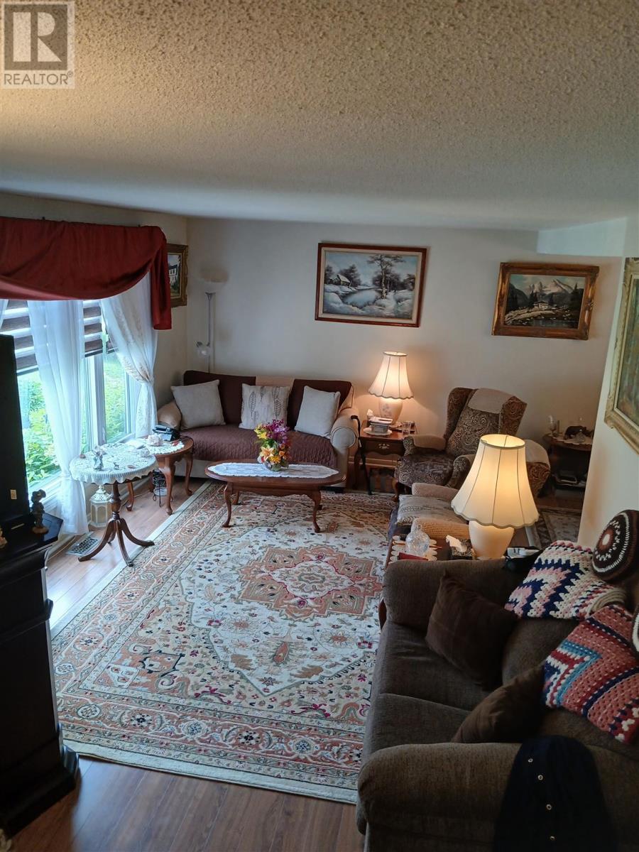 45 Poplar Rd, Elliot Lake, Ontario  P5A 2J4 - Photo 7 - SM261924