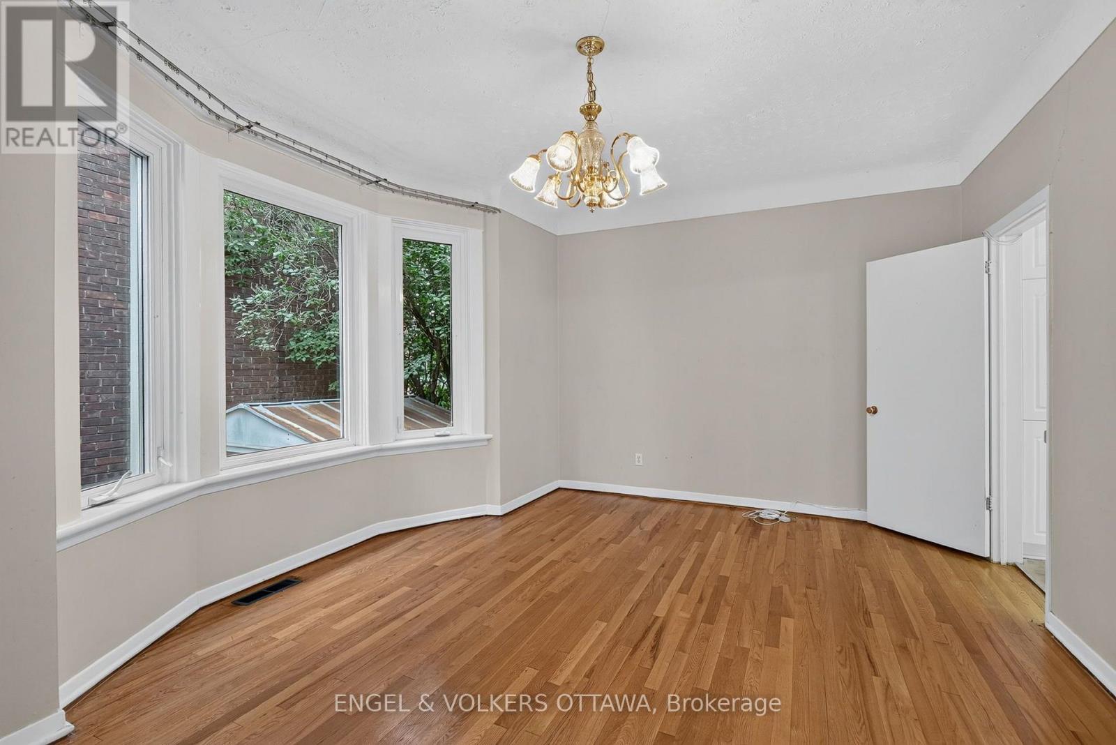 127 Bayswater Avenue, Ottawa, Ontario  K1Y 2G2 - Photo 13 - X13670672