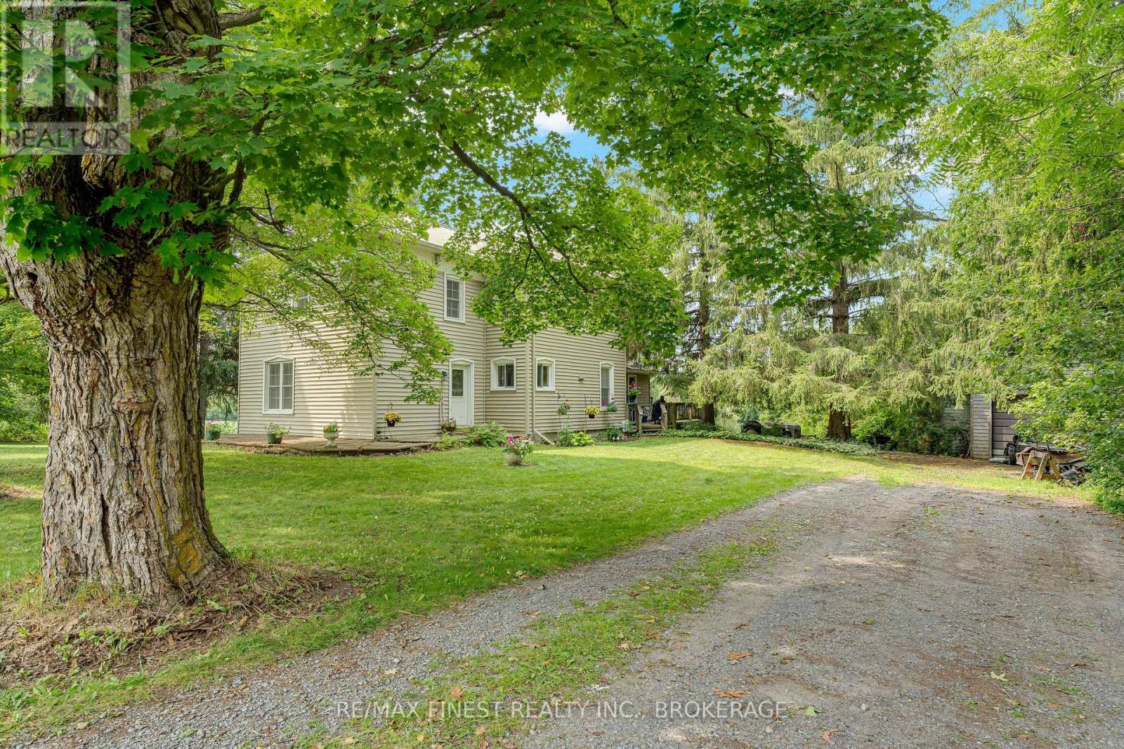 1011 Lennox And Addington County Rd 5, Greater Napanee, Ontario