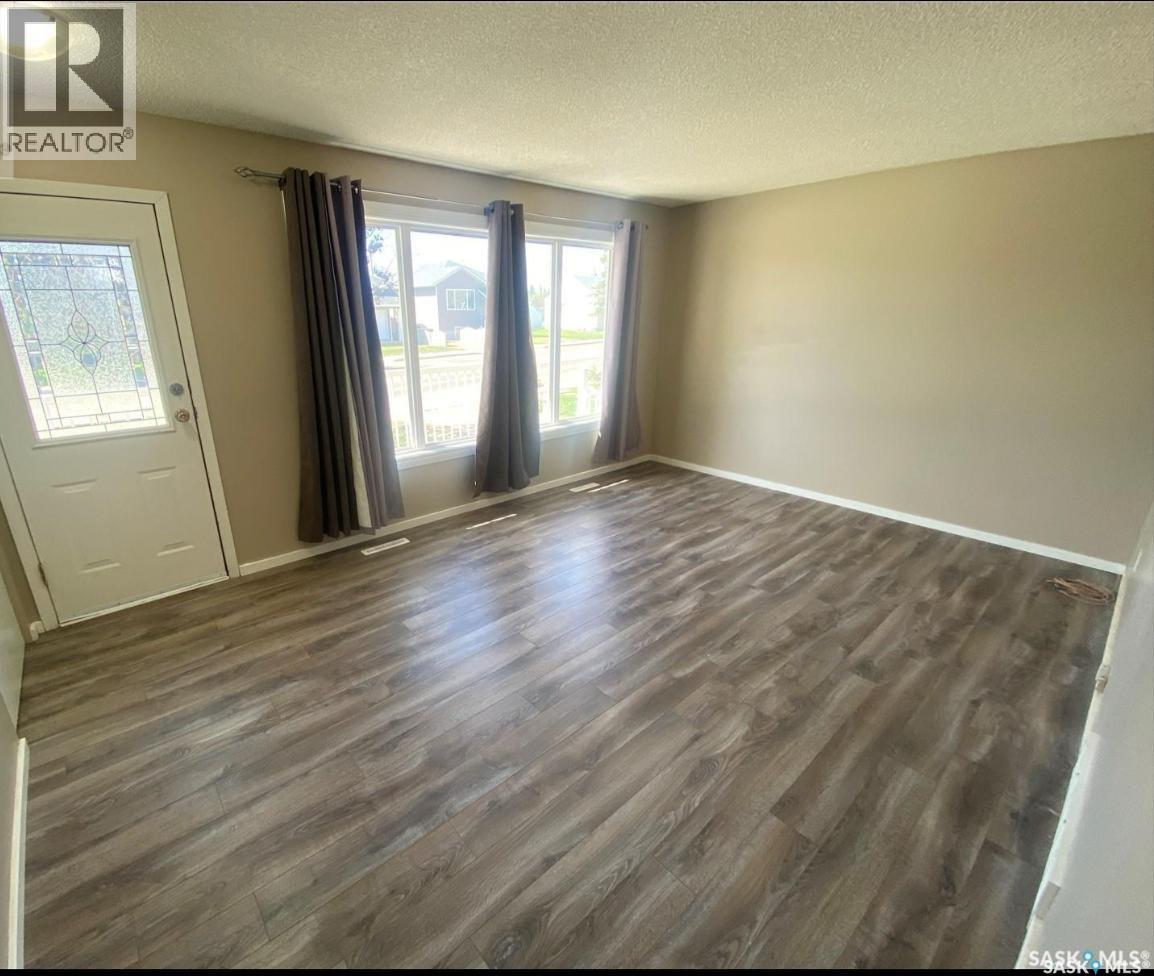 161 Darlington Street E, Yorkton, Saskatchewan  S3N 0E1 - Photo 10 - SK043728