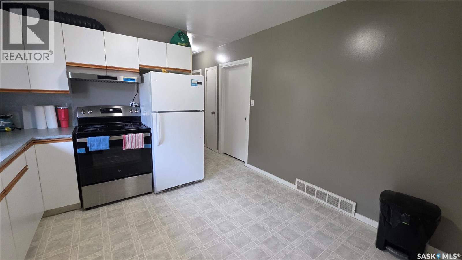 161 Darlington Street E, Yorkton, Saskatchewan  S3N 0E1 - Photo 5 - SK043728
