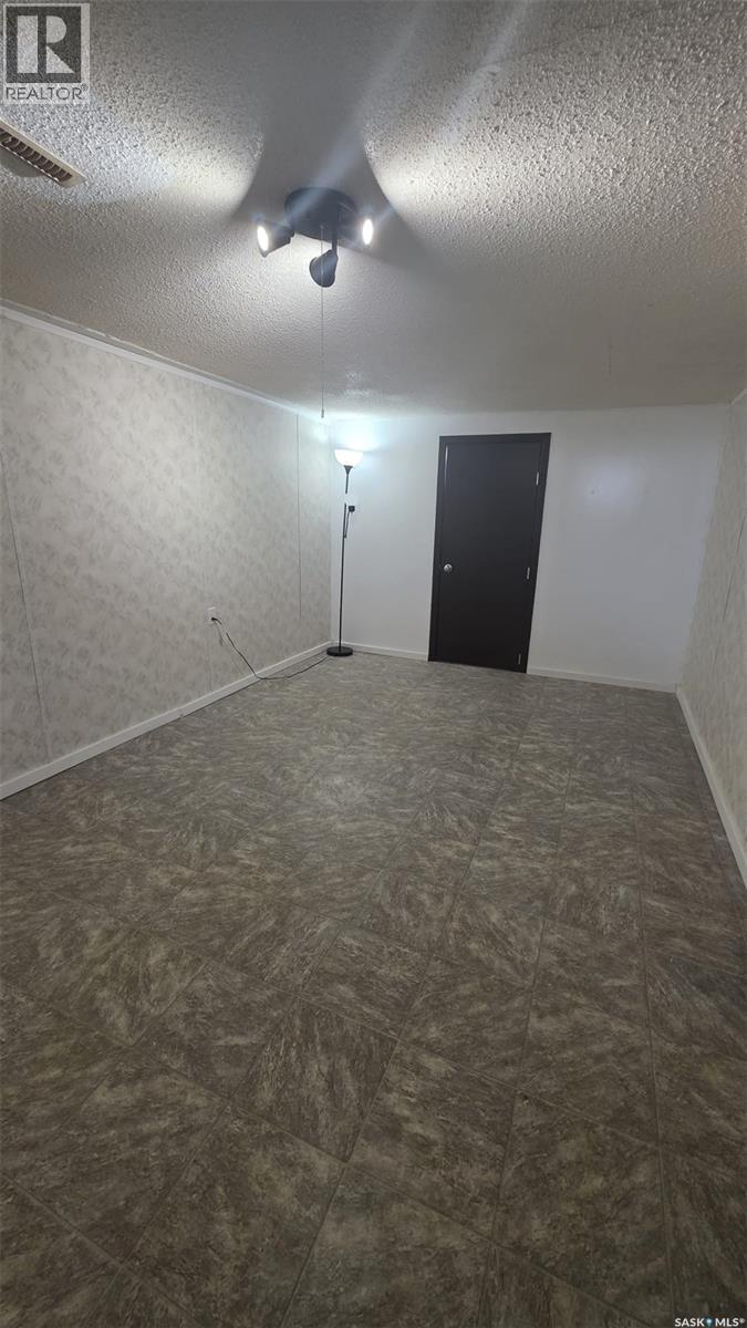 161 Darlington Street E, Yorkton, Saskatchewan  S3N 0E1 - Photo 16 - SK043728