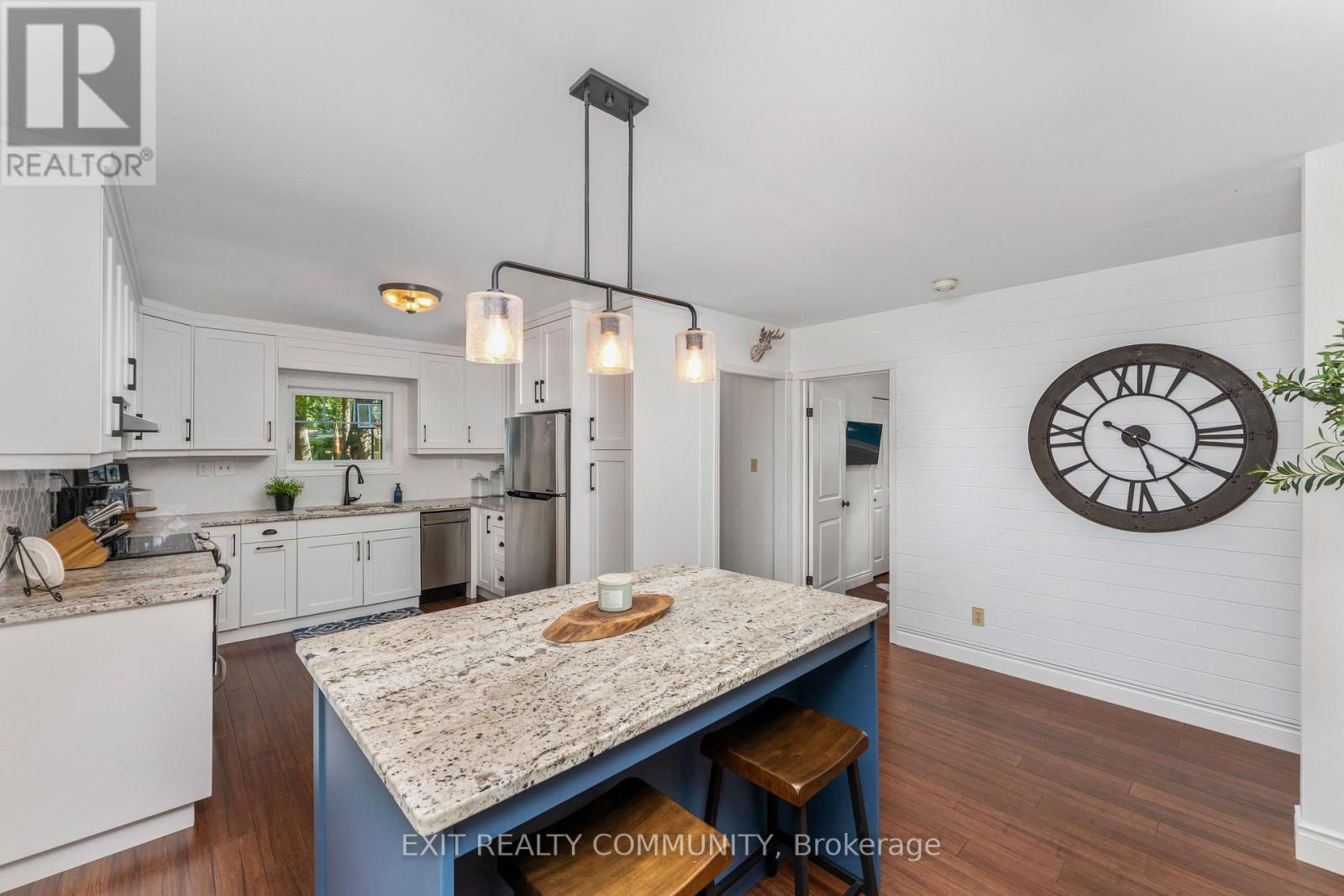 9871 Phoebe Lane N, Lambton Shores, Ontario  N0N 1J2 - Photo 7 - X13676420