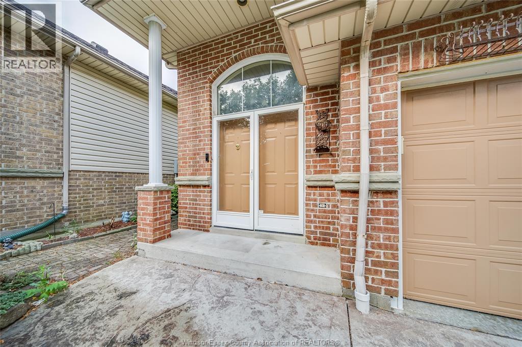 1511 Chateau Avenue, Windsor, Ontario  N8P 1M3 - Photo 3 - 26019548