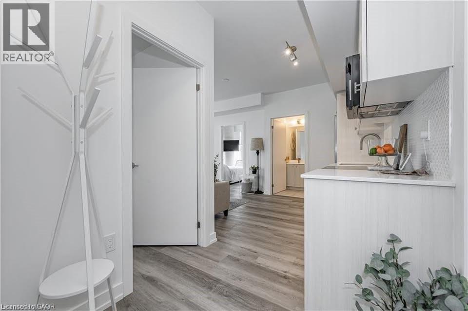 15 Wellington Street Unit# 1702, Kitchener, Ontario  N2G 0E4 - Photo 6 - 40847145