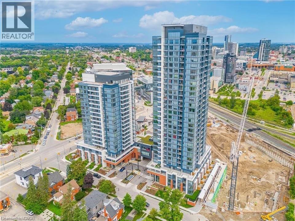 15 WELLINGTON Street Unit# 1702, Kitchener, Ontario