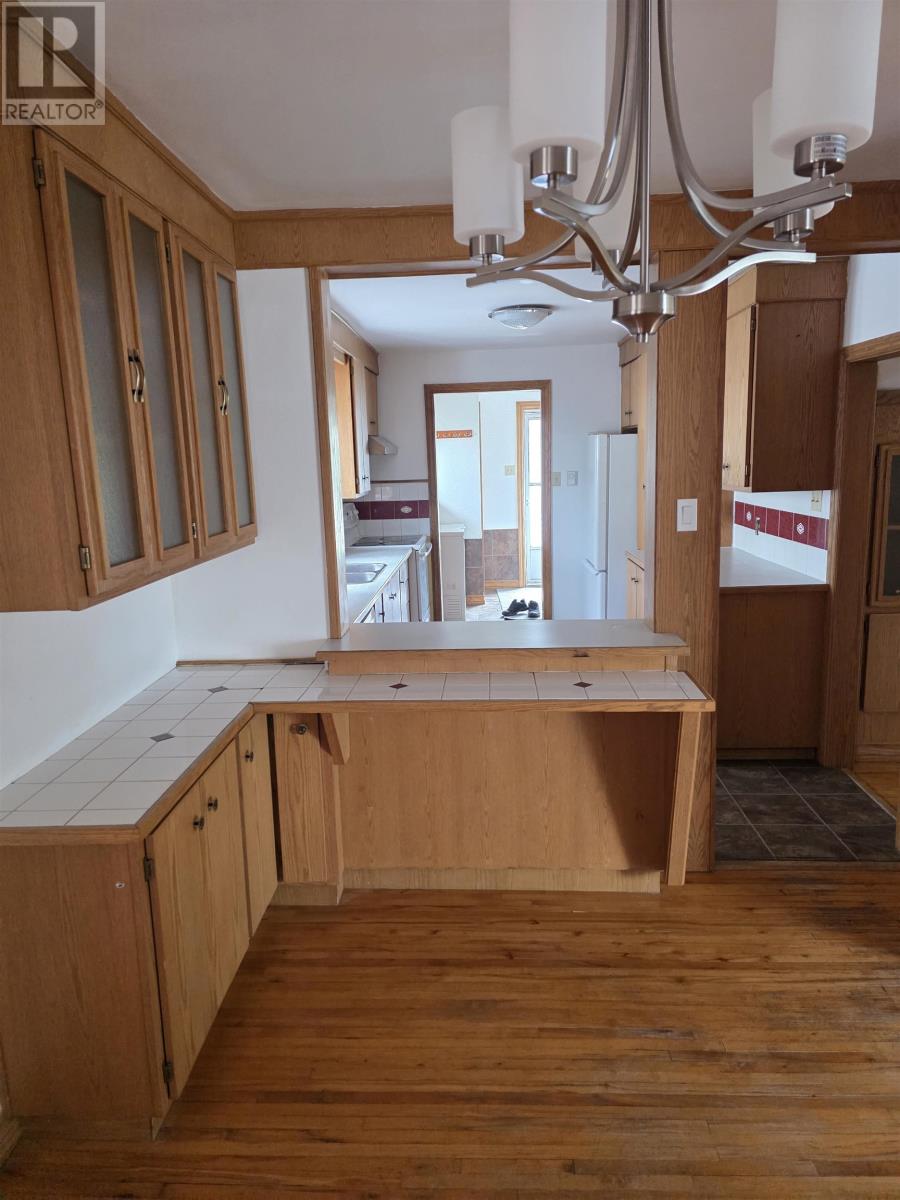 58 Laurier Ave, Terrace Bay, Ontario  P0T 2W0 - Photo 3 - TB2601710