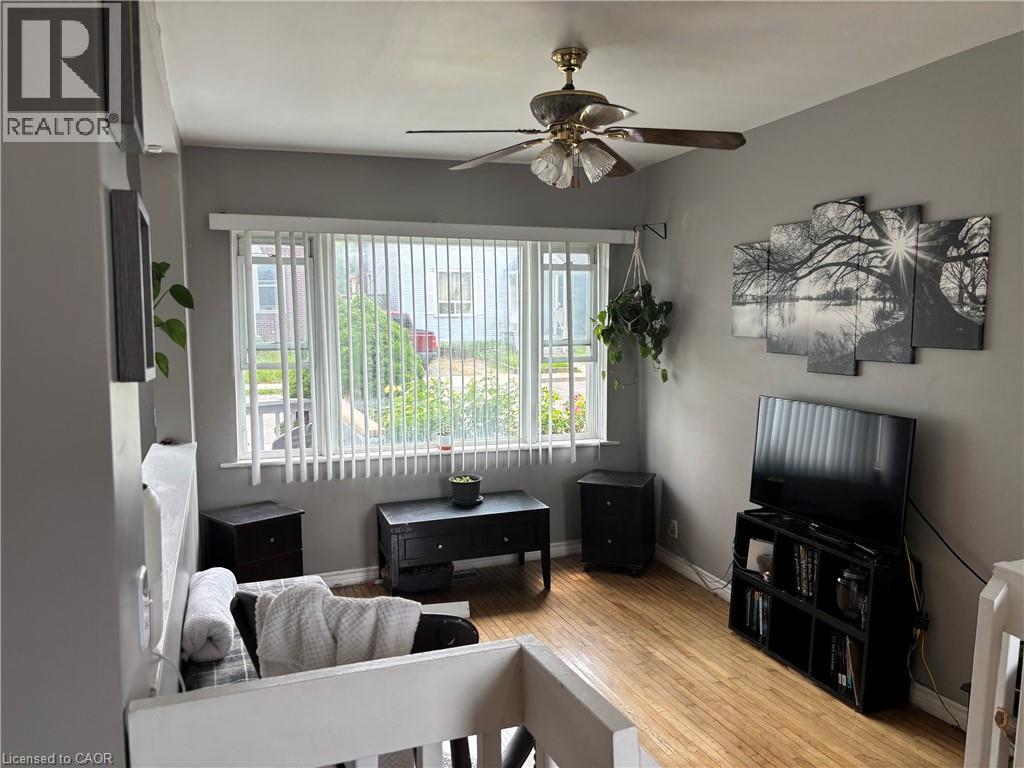 49 Highland Avenue, Hamilton, Ontario  L8L 1Z2 - Photo 4 - 40851594