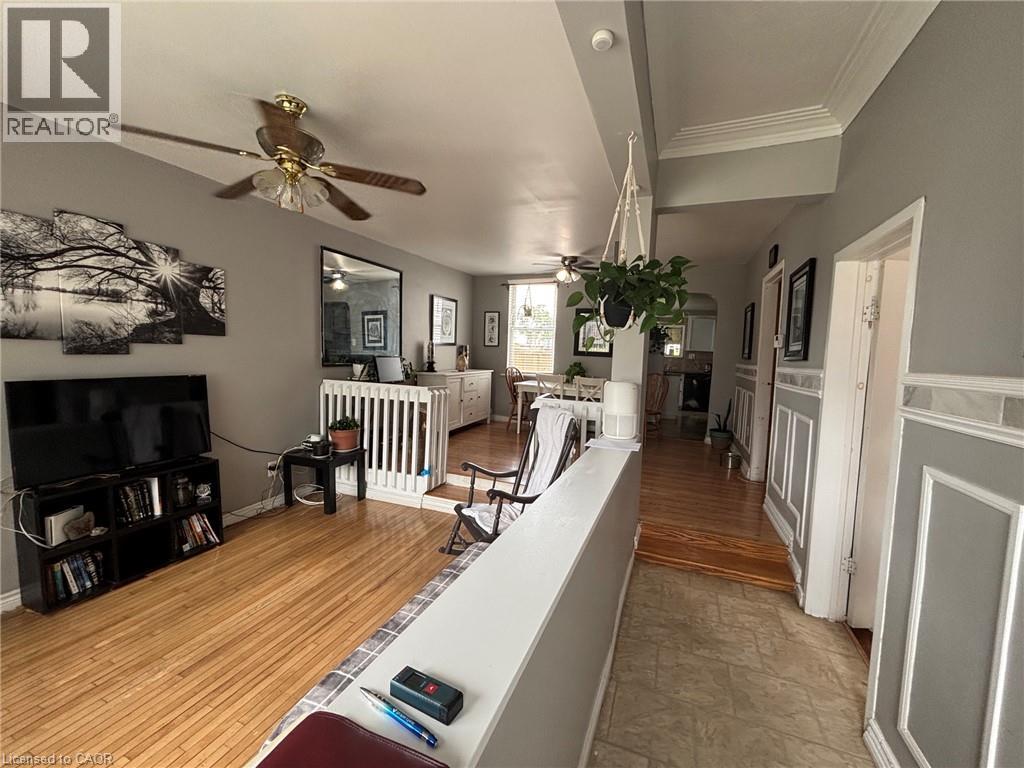 49 Highland Avenue, Hamilton, Ontario  L8L 1Z2 - Photo 2 - 40851594