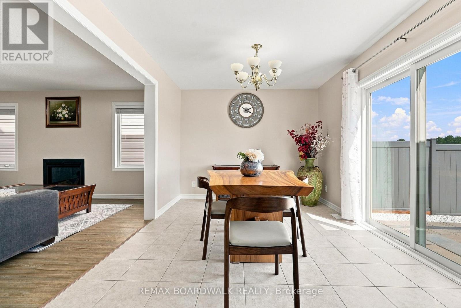 355 Sweetclover Way, Ottawa, Ontario  K4A 1E6 - Photo 11 - X13676316