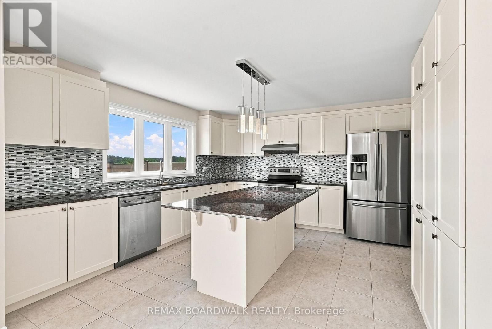 355 Sweetclover Way, Ottawa, Ontario  K4A 1E6 - Photo 16 - X13676316