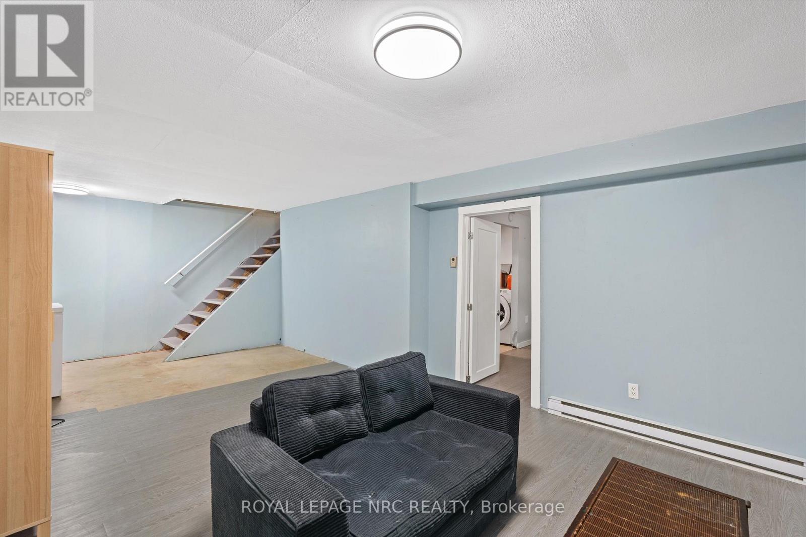 11 Connaught Avenue, Thorold (Port Robinson), Ontario  L0S 1K0 - Photo 25 - X13676366