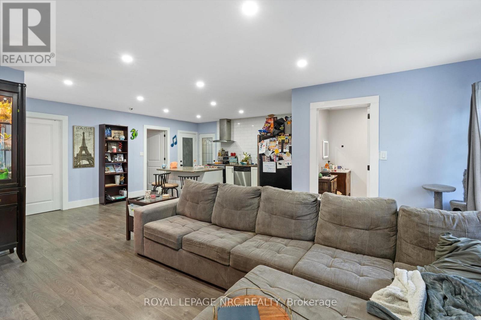 11 Connaught Avenue, Thorold (Port Robinson), Ontario  L0S 1K0 - Photo 30 - X13676366