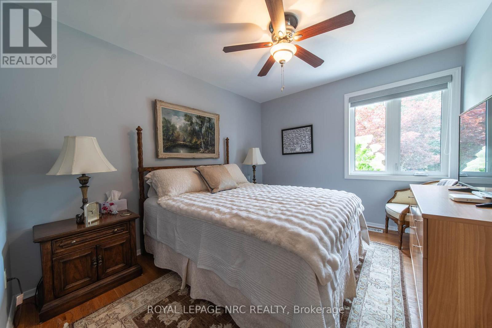 6954 Coach Drive, Niagara Falls, Ontario  L2G 2J1 - Photo 10 - X13676456