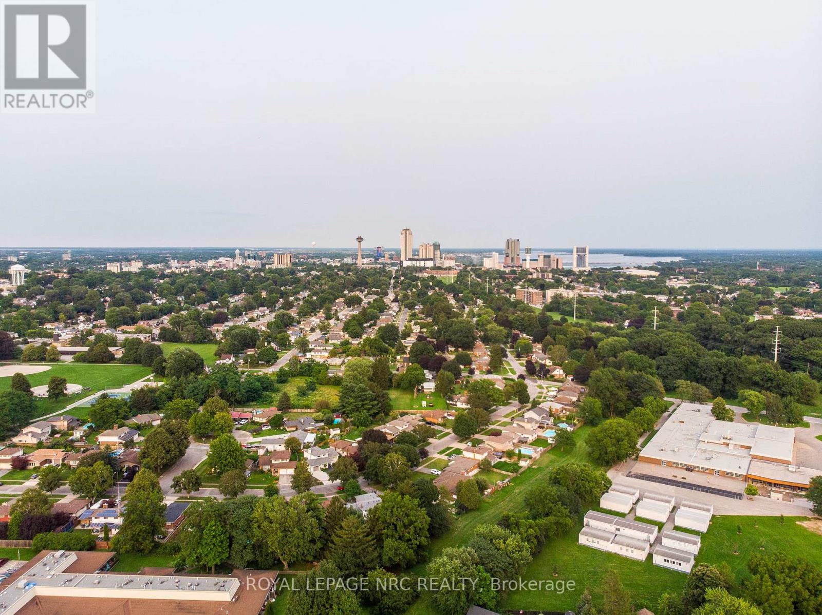 6954 Coach Drive, Niagara Falls, Ontario  L2G 2J1 - Photo 26 - X13676456