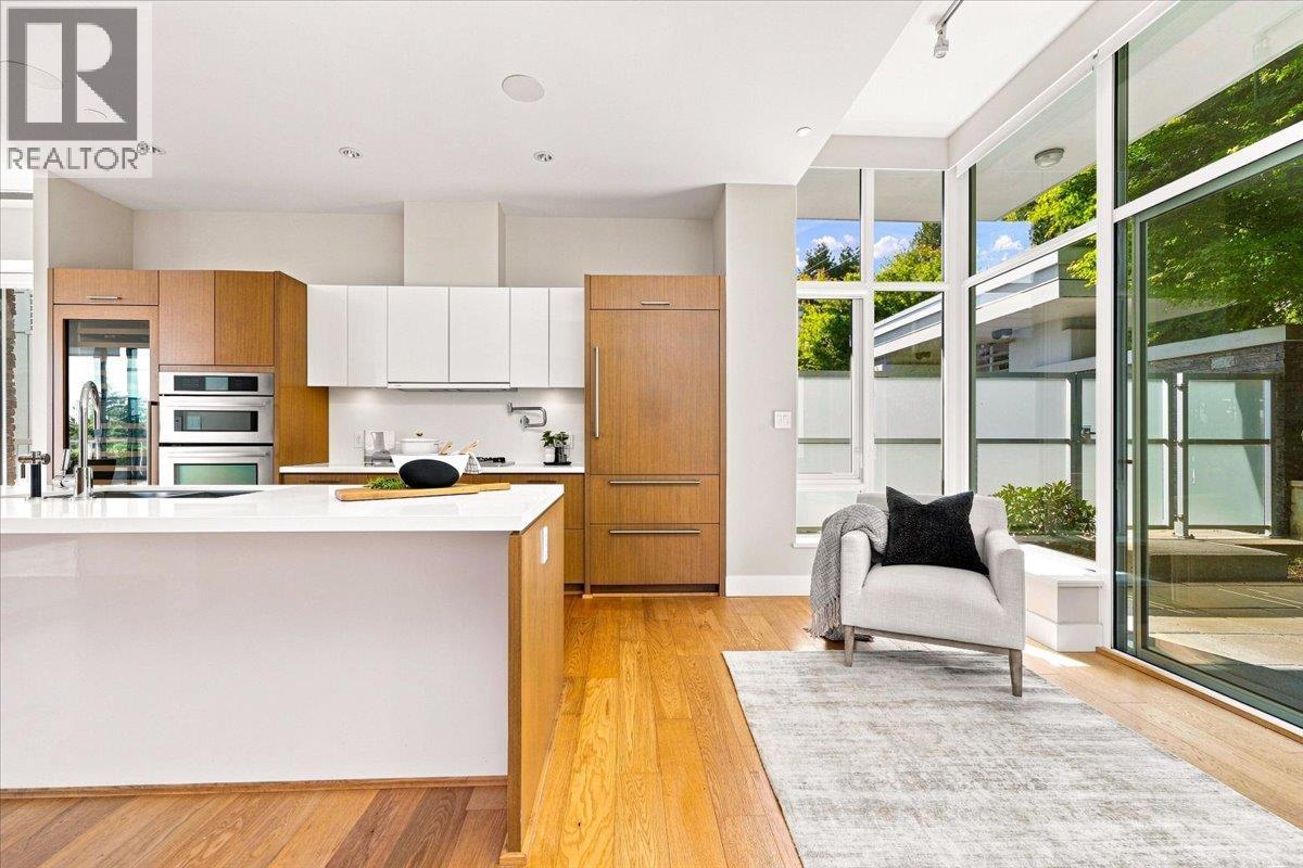 702 908 Keith Road, West Vancouver, British Columbia V7T 1M3 - Photo 13 - R3155793
