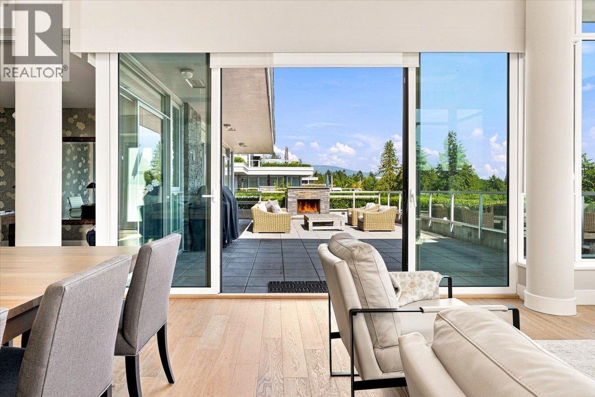 702 908 Keith Road, West Vancouver, British Columbia V7T 1M3 - Photo 4 - R3155793