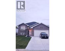 387 MULBERRY LANE, Lakeshore, Ontario
