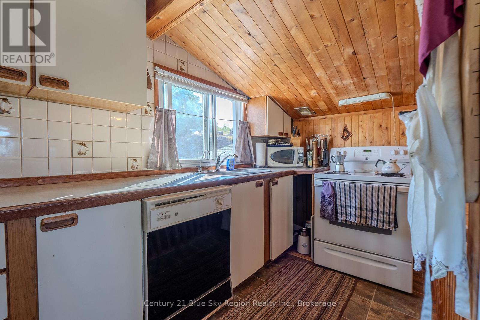 16 Gabriel Road, West Nipissing, Ontario  P0H 2M0 - Photo 4 - X13676396