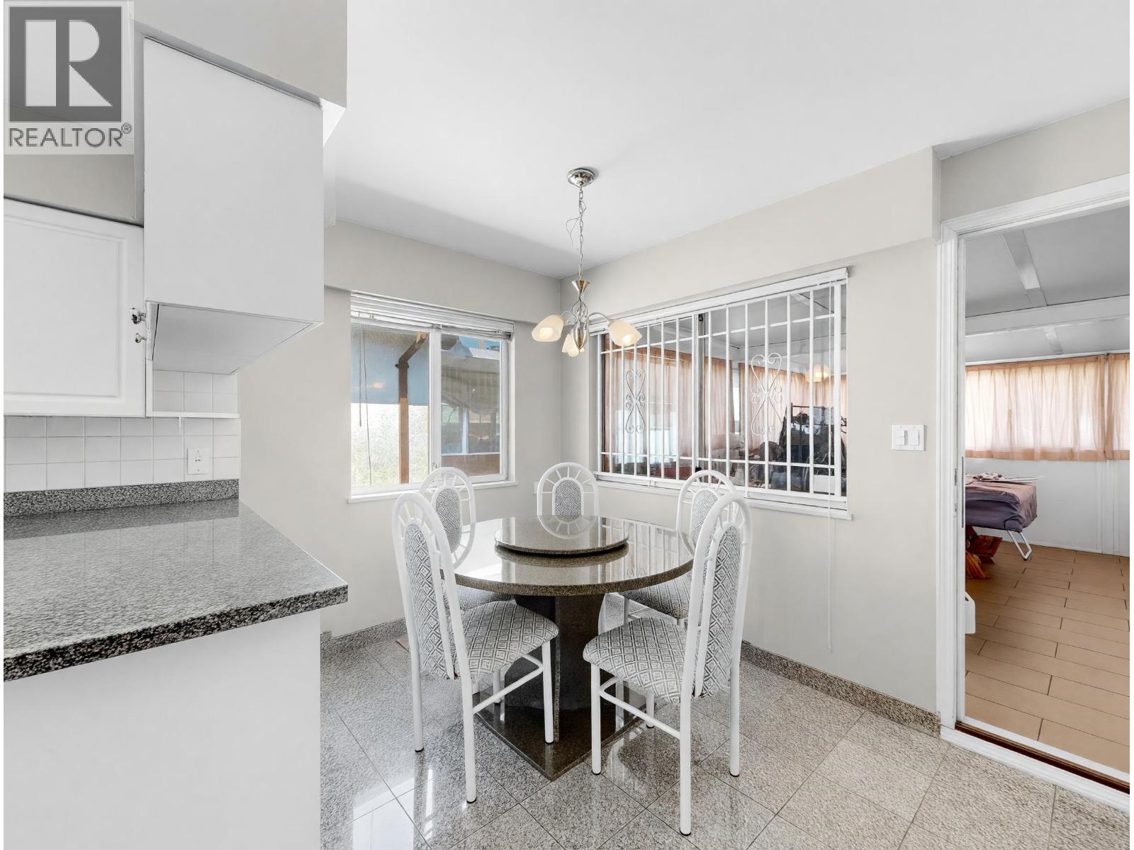 245 W 63rd Avenue, Vancouver, British Columbia  V5X 2H9 - Photo 17 - R3155796