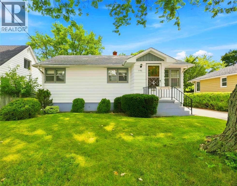 1196 Carr Street, Sarnia, Ontario  N7S 3A4 - Photo 2 - 26019865