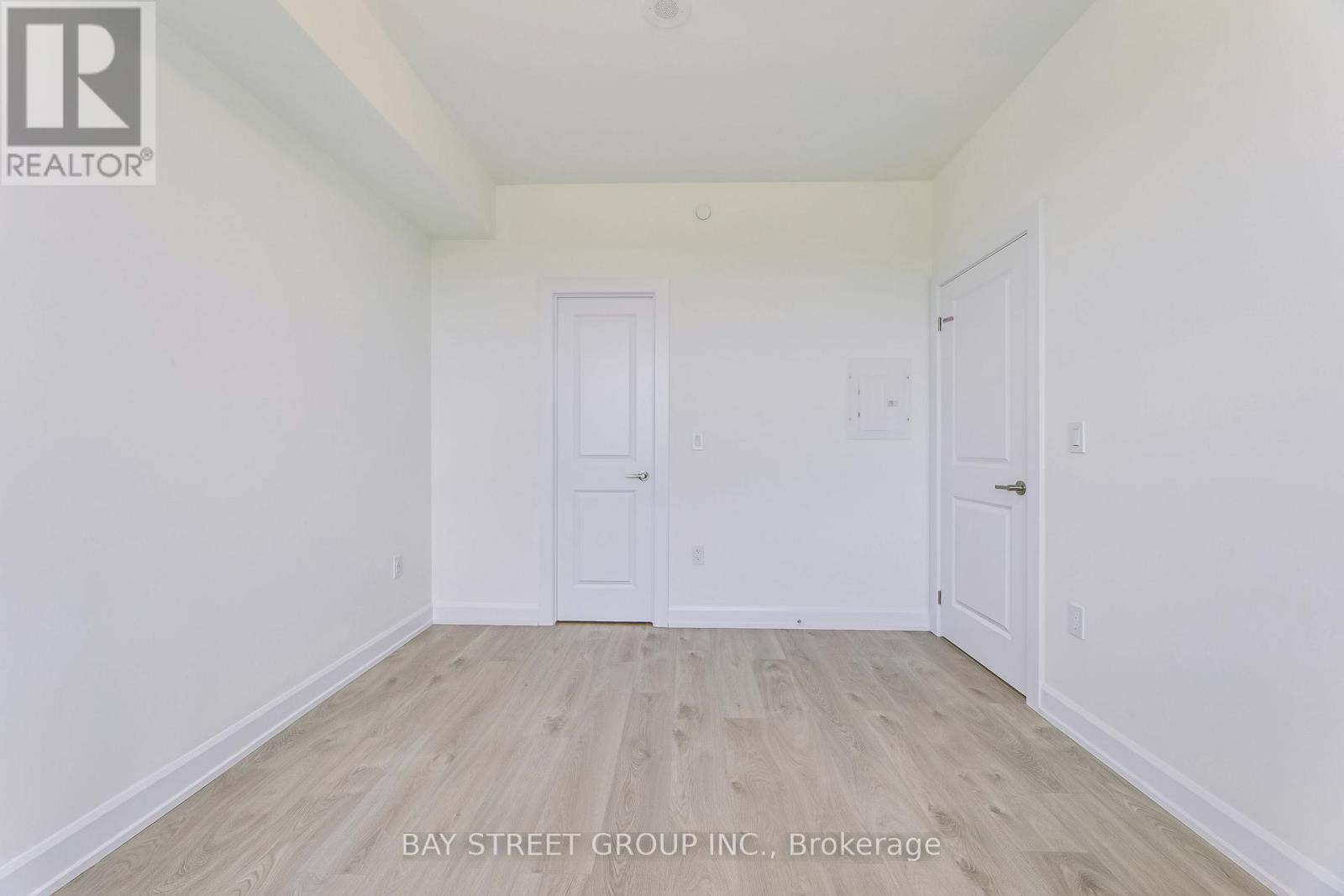 520 - 3200 William Coltson Avenue, Oakville, Ontario  L6H 7C2 - Photo 24 - W13565656