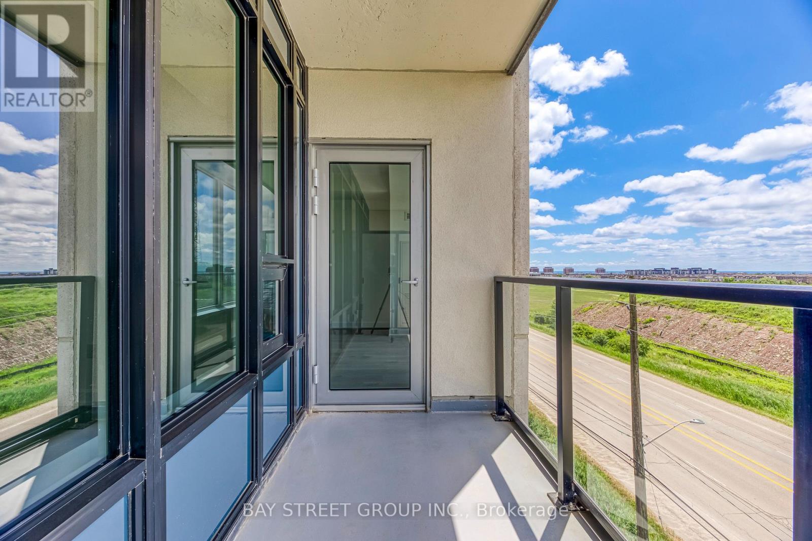 520 - 3200 William Coltson Avenue, Oakville, Ontario  L6H 7C2 - Photo 28 - W13565656