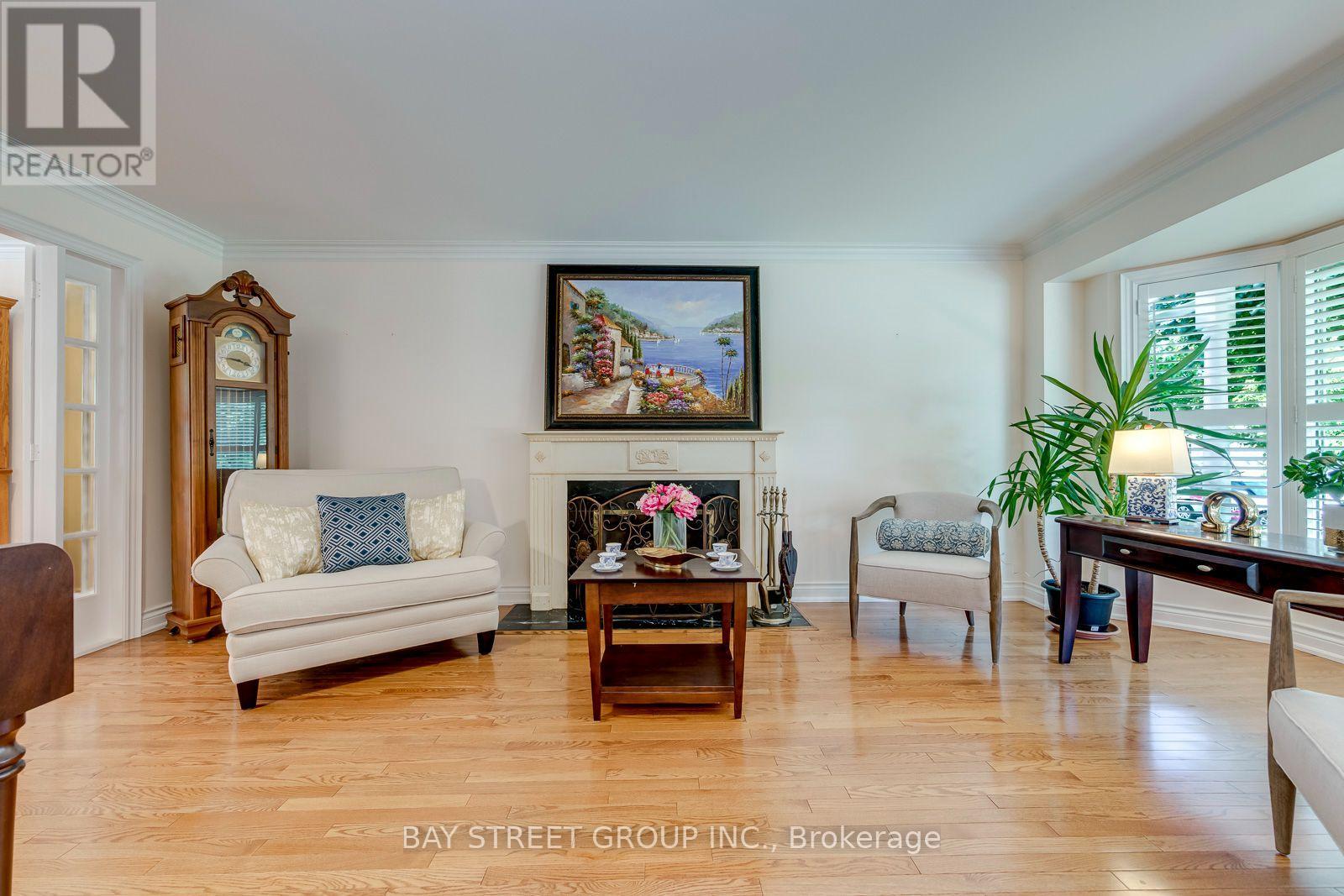 4177 Millcroft Park Drive, Burlington, Ontario  L7M 3V2 - Photo 9 - W13675796