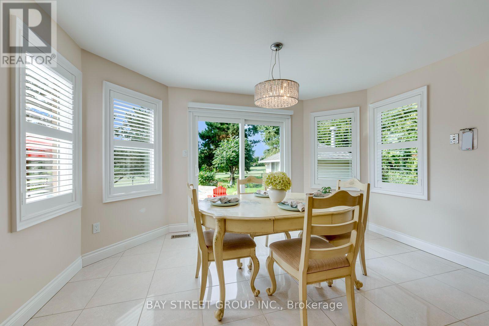 4177 Millcroft Park Drive, Burlington, Ontario  L7M 3V2 - Photo 17 - W13675796