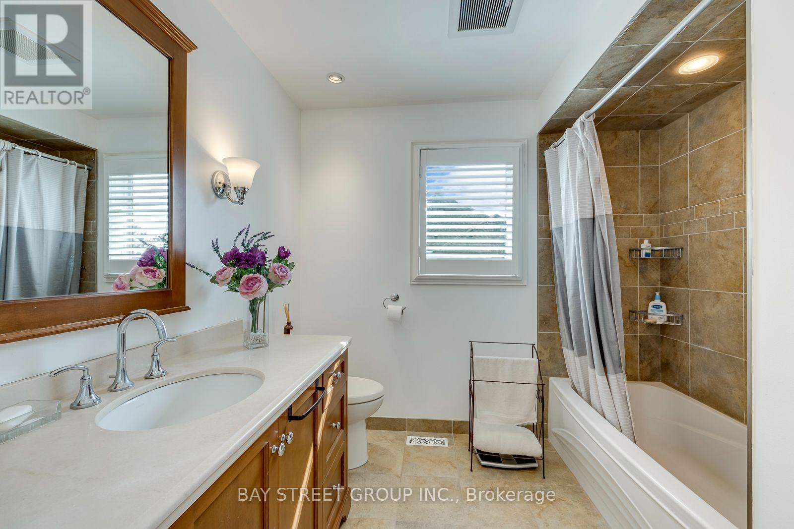 4177 Millcroft Park Drive, Burlington, Ontario  L7M 3V2 - Photo 34 - W13675796