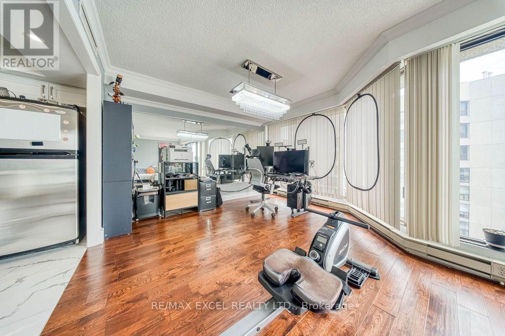 3403 - 65 Harbour Square, Toronto, Ontario  M5J 2L4 - Photo 11 - C13676328