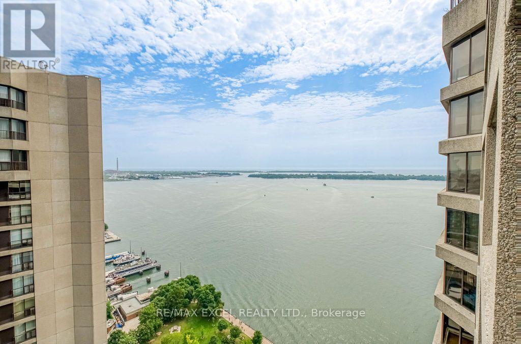 3403 - 65 Harbour Square, Toronto, Ontario  M5J 2L4 - Photo 2 - C13676328
